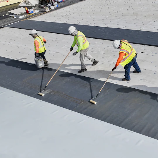 Commercial Flat Roof Systems Compared: TPO vs. EPDM vs. Modified Bitumen in 2025